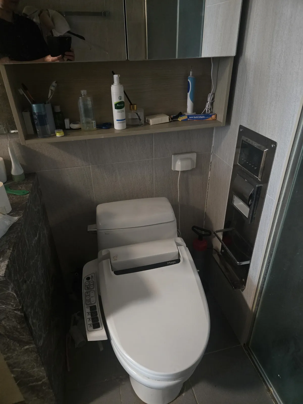 대전 중구 변기막힘 변기 배수 상태와 막힘 원인을 확인하는 현장 작업 사진